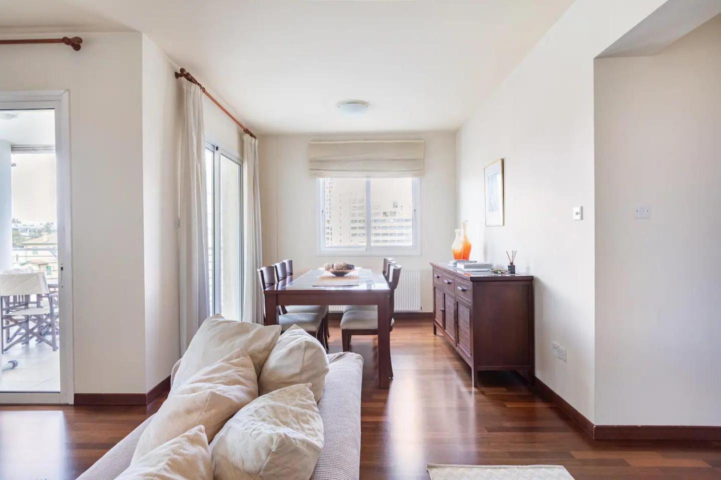 Warm Residence In The Heart Of The City Center - Balcony & View Nikosia Exterior foto